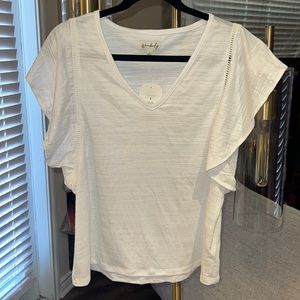 *NWT* Wonderly flutter sleeve Blouse